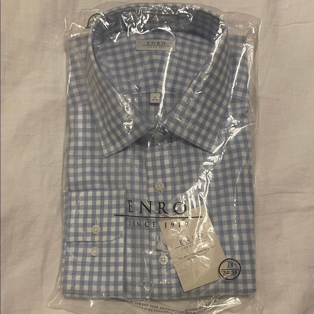 NWT Enro Button down blue Heather plaid 18 x 34/35